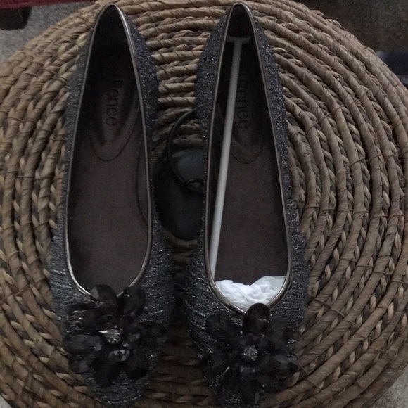 J Renee Pewter Glitter Flats Size 8 - Picture 2 of 7